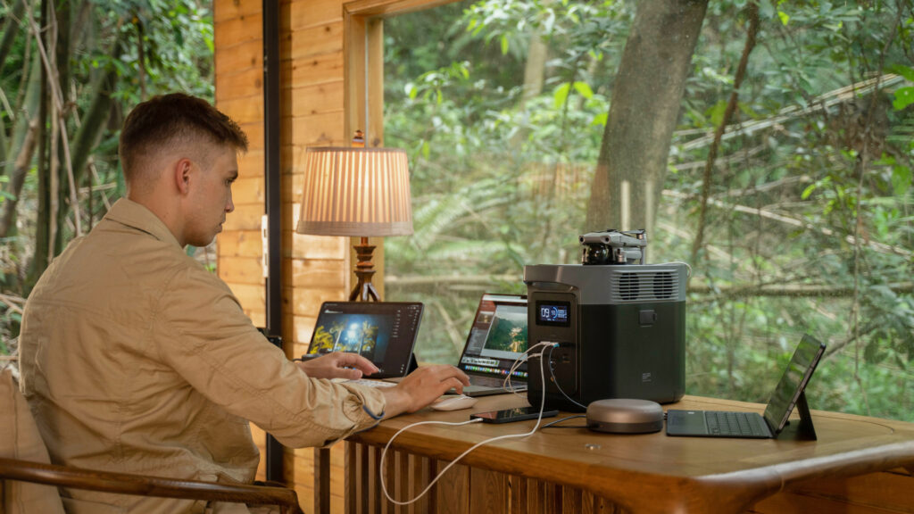 EcoFlow DELTA 2: Support energy off-grid living, giving you the best power independence guarantee.